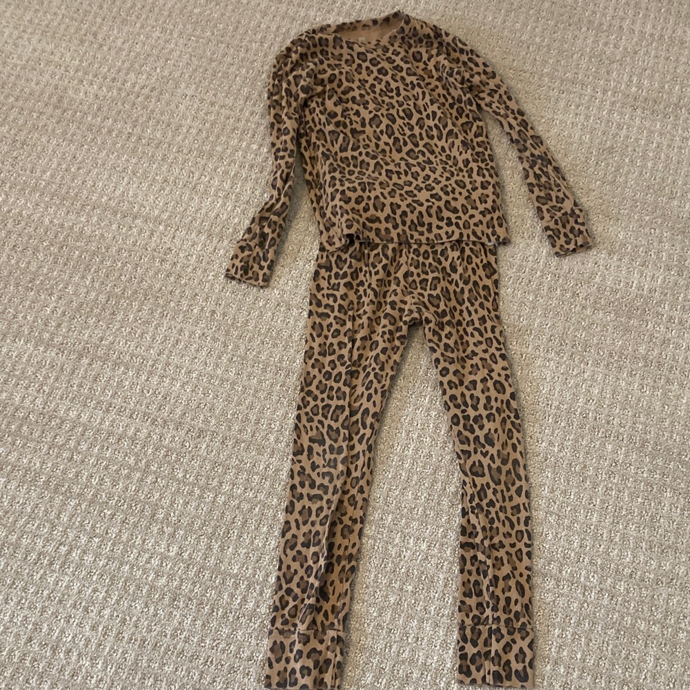 GAP Kids Tan and Black Leopard / Cheetah Print Pajamas size 8